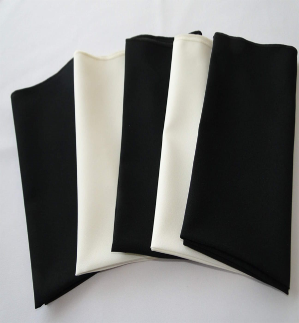 Guardanapos em oxford 50x50 cm em diversas cores.